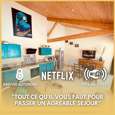 La Villa Perroquet Poncins Экстерьер фото