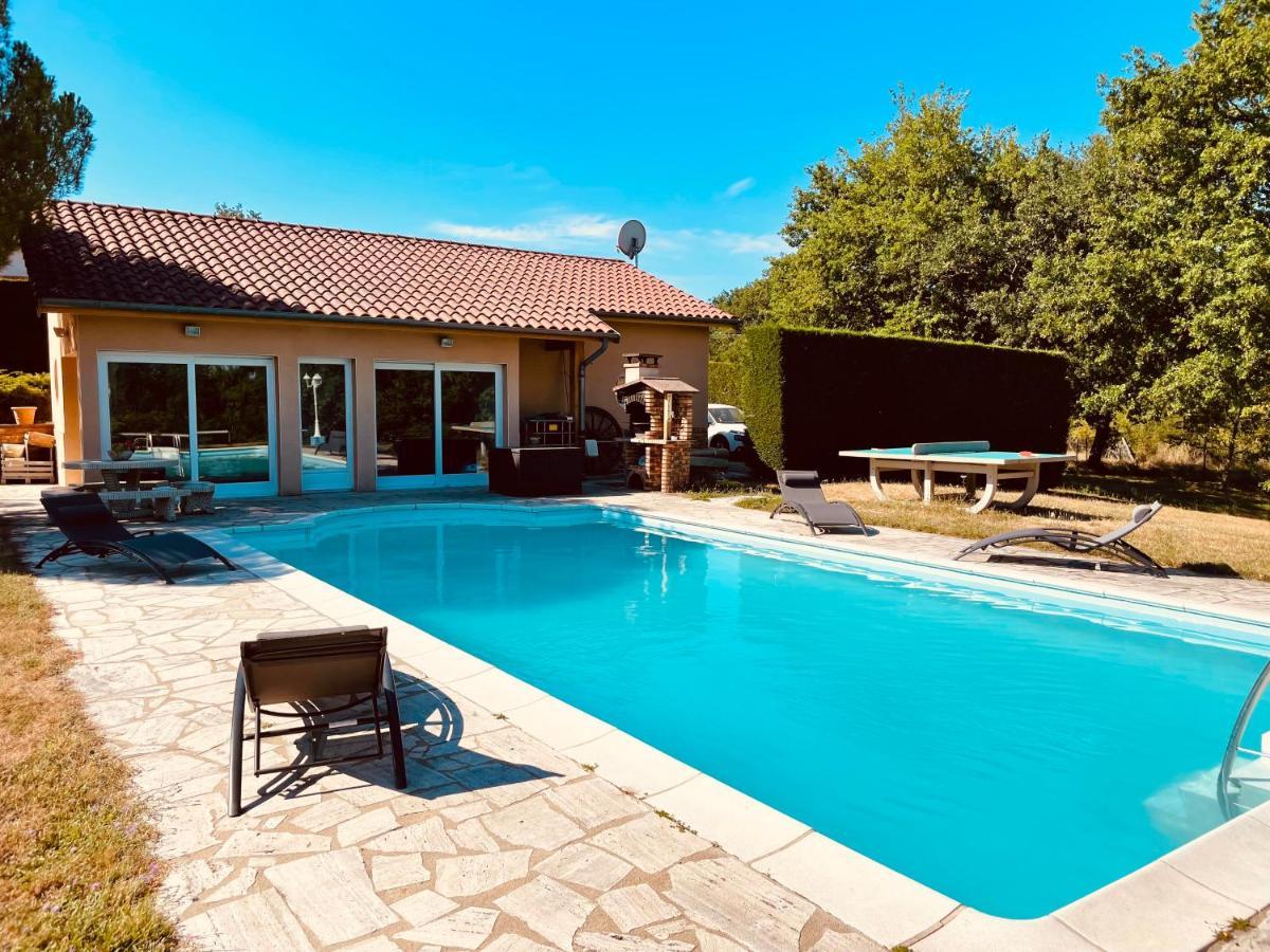 La Villa Perroquet Poncins Экстерьер фото